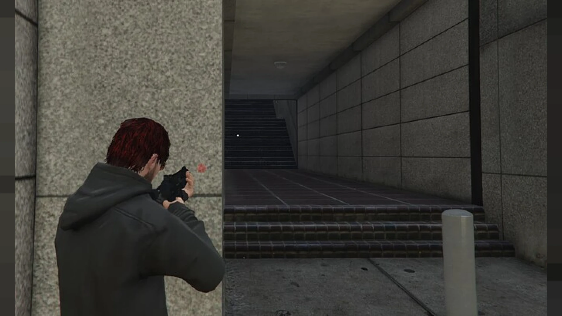 Anti right peek aiming adjustment in a FiveM gunfight