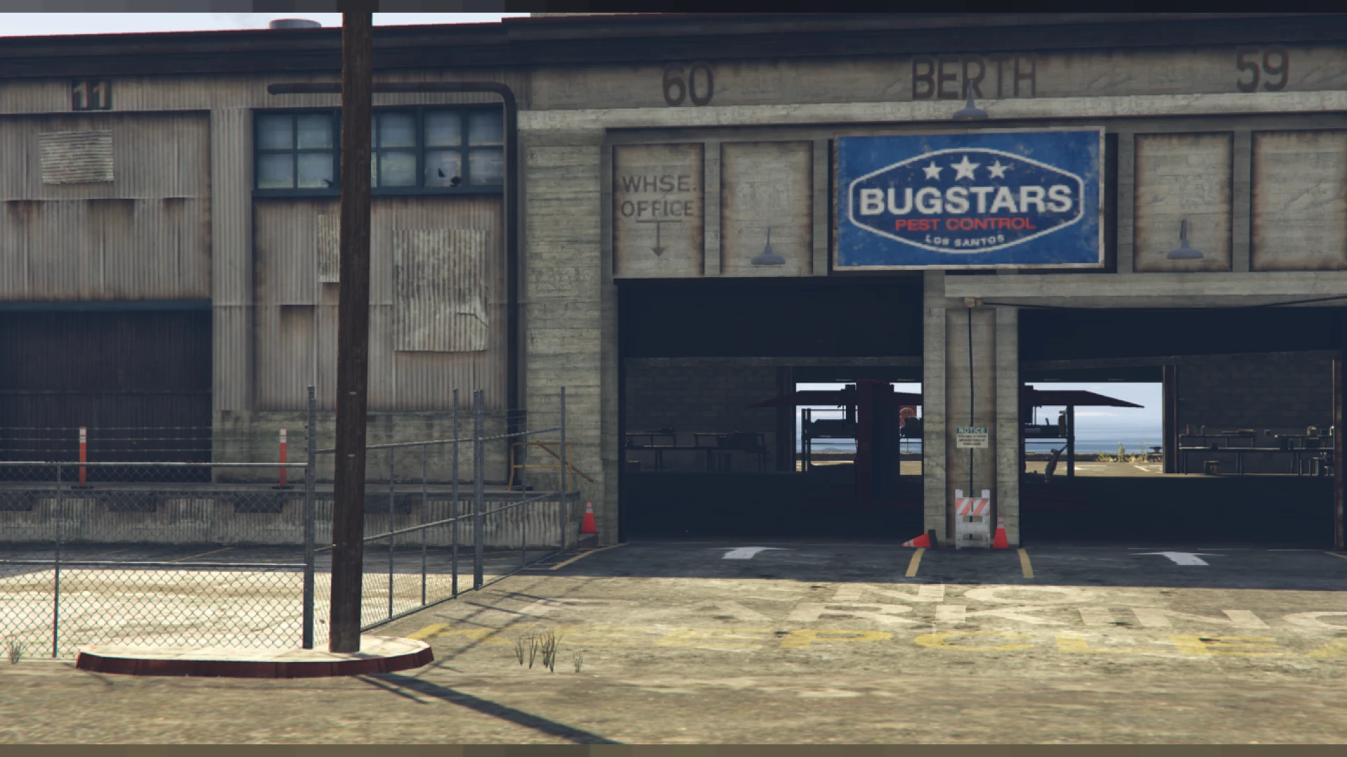 Bugstars Mechanic Garage MLO repair bays interior in FiveM
