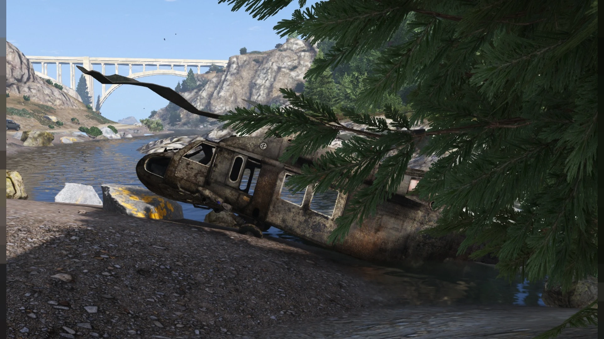 Crashed BlackHawk military helicopter wreck scene in FiveM