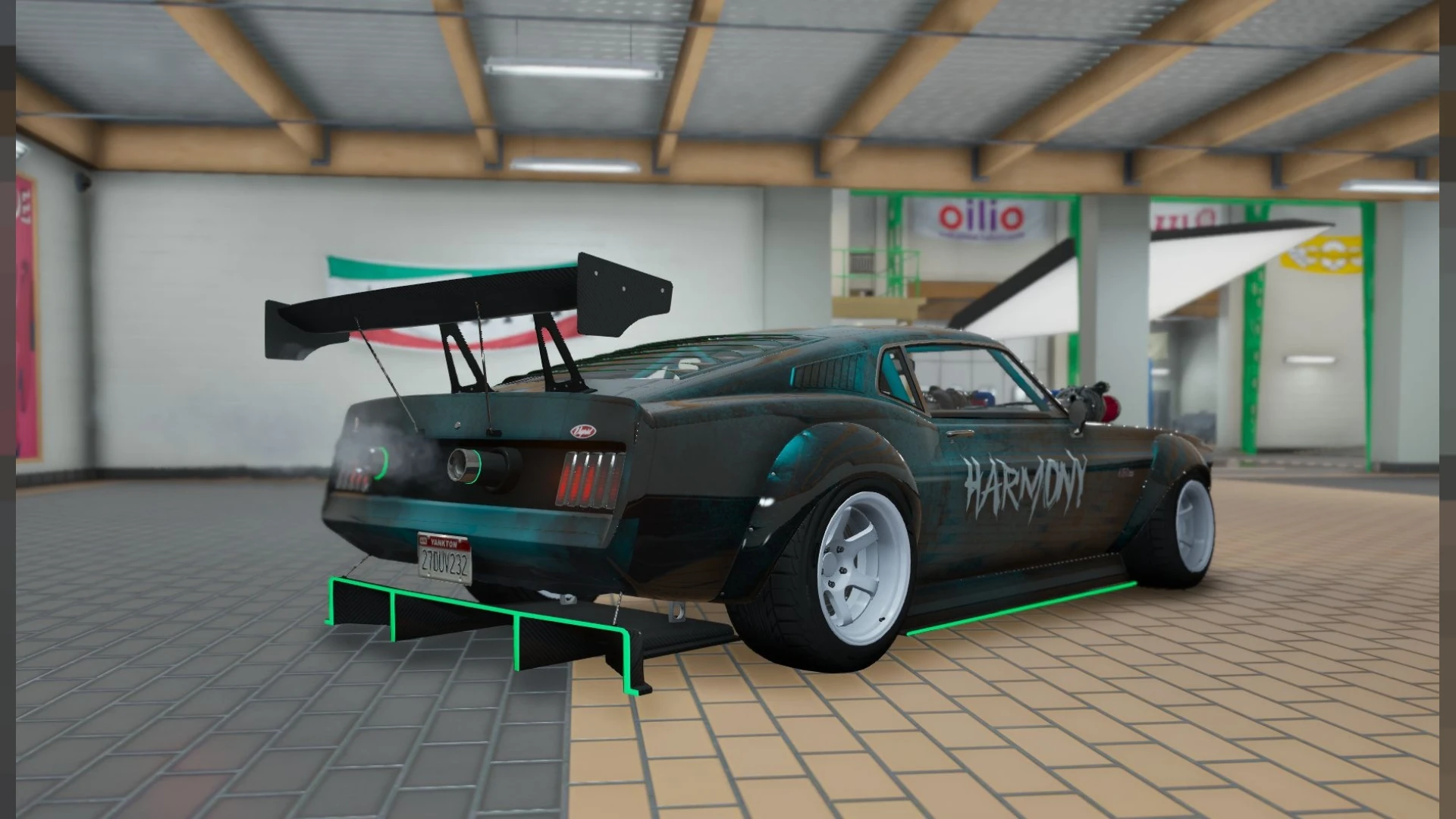Dominator GTT Custom widebody muscle car at a FiveM meet — view 2