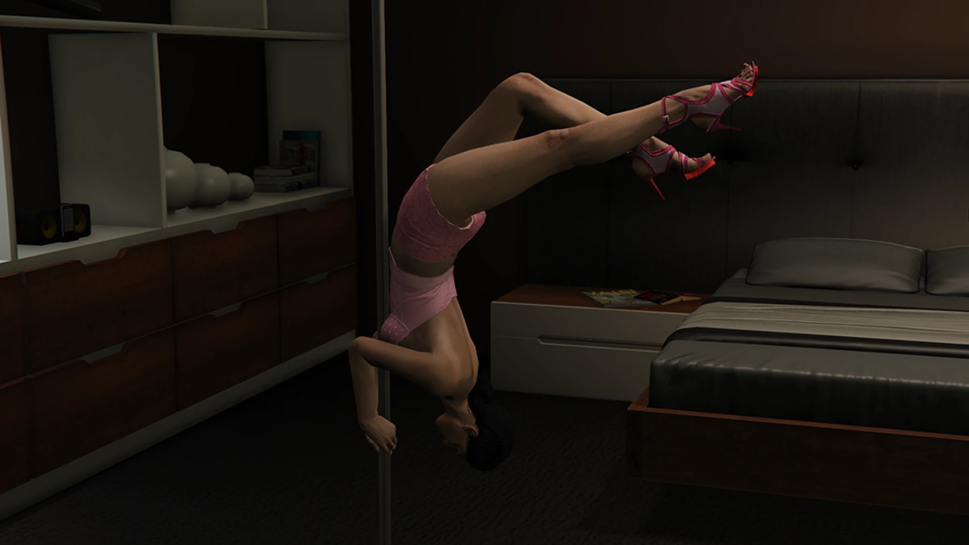 Female pole dance poses for FiveM nightclub scenes