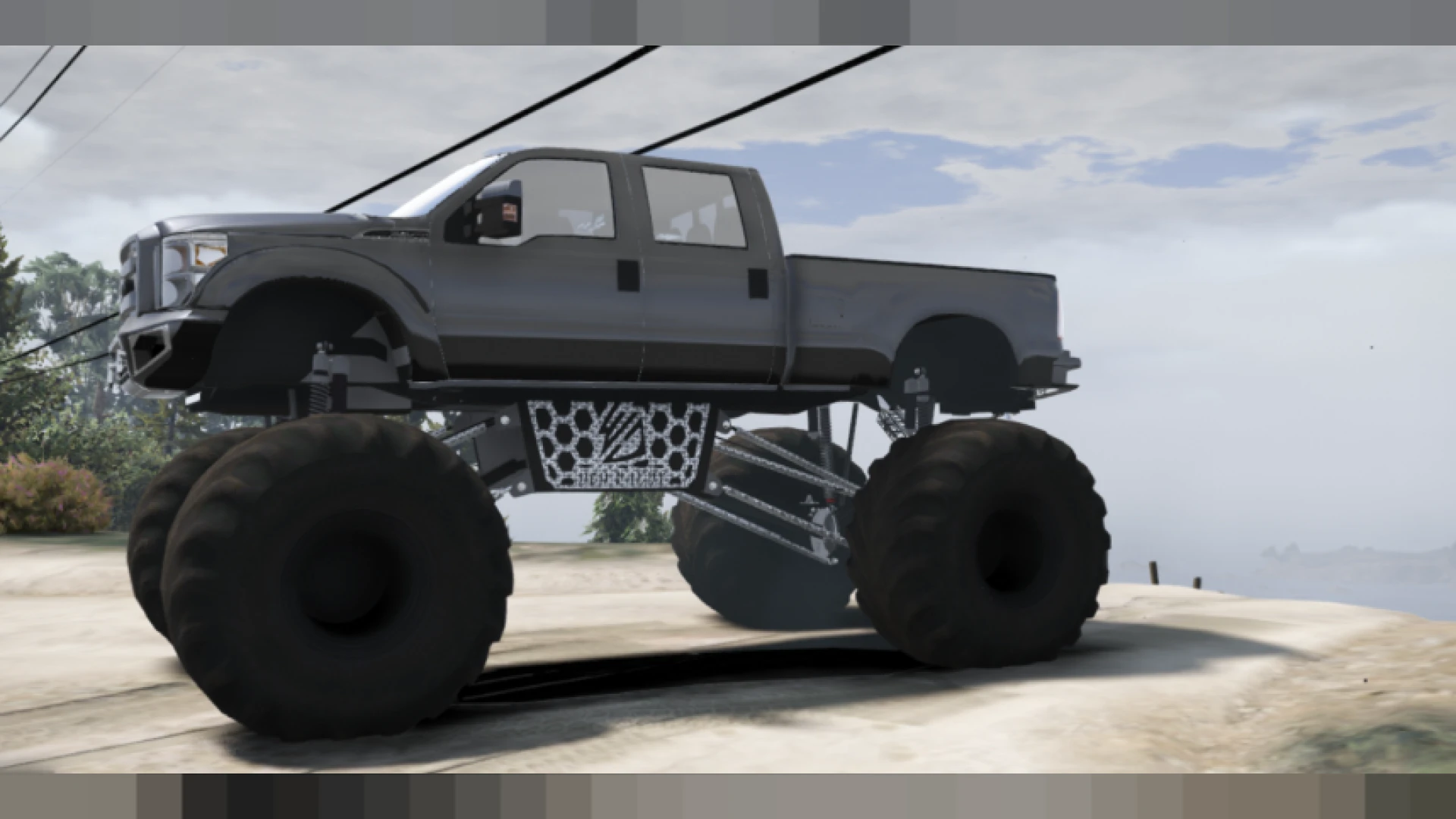 Ford F350 Off-Road lifted truck covered in mud in FiveM