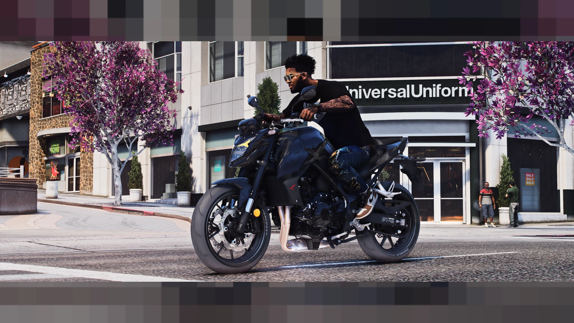 Honda CB Hornet 750 FiveM motorcycle parked on a city street