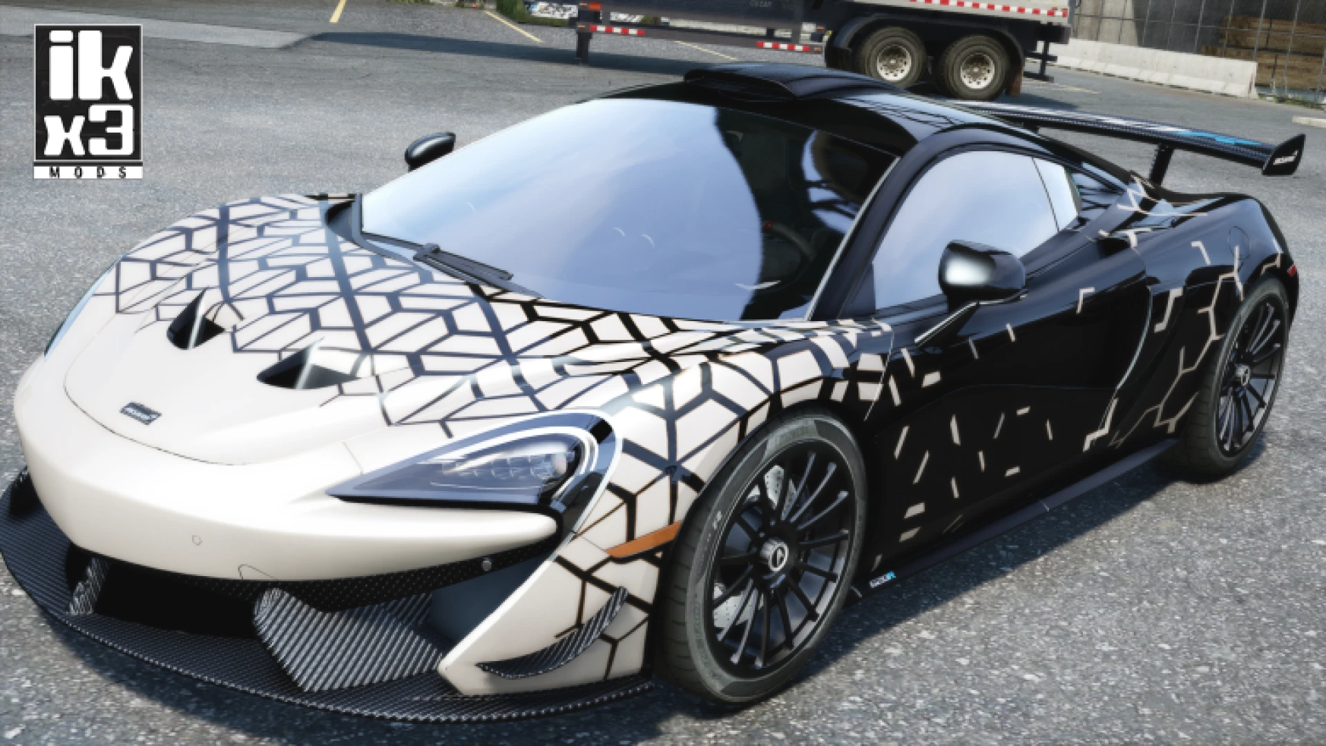 McLaren 620R FiveM track supercar add-on in GTA V