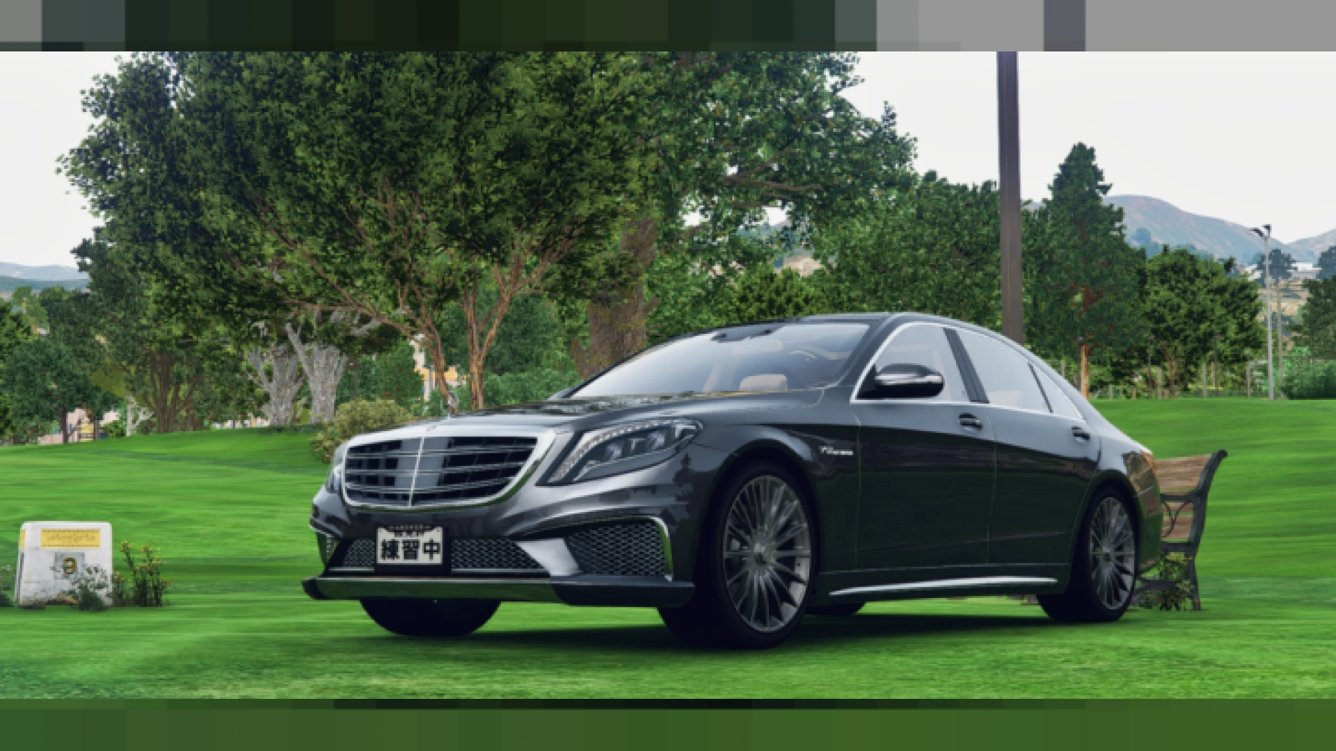 Mercedes S65 AMG luxury sedan FiveM add-on