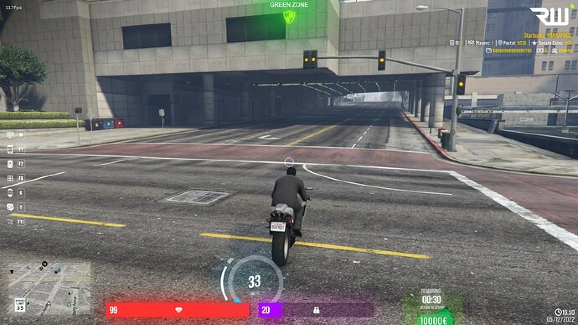 RW Hud overlay showing player status rings on a FiveM roleplay screen
