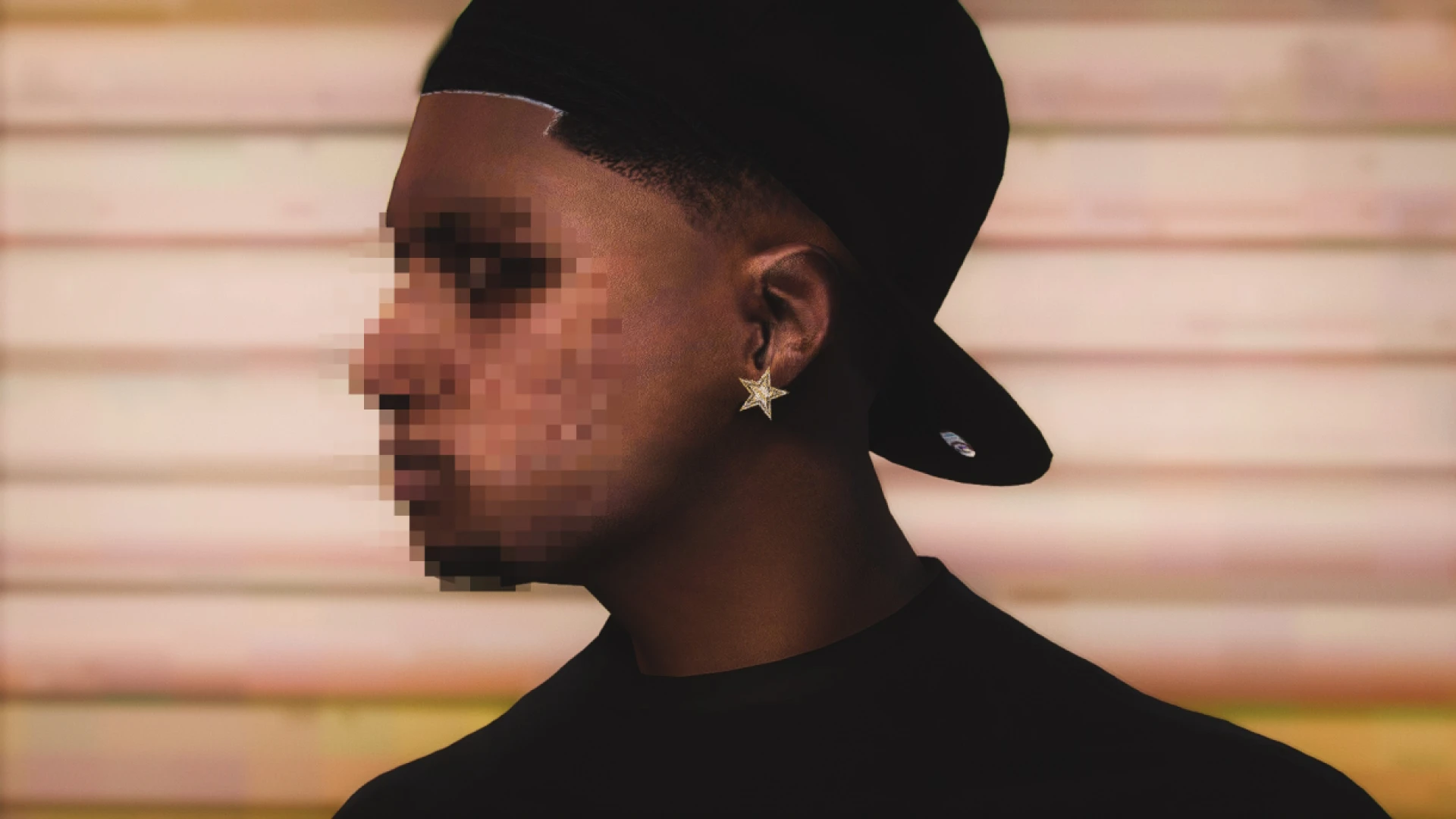 Star earrings shown on a FiveM female freemode character