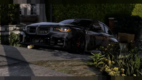 BMW M2 G87 FiveM coupe with aggressive tuning and animated lights