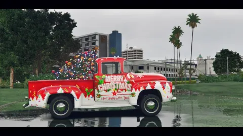 Festively decorated Christmas car with lights and a wreath in FiveM