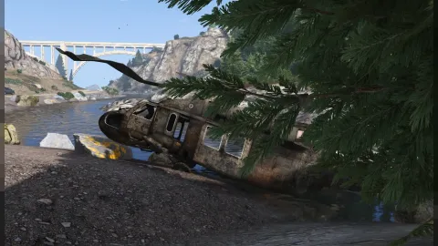 Crashed BlackHawk military helicopter wreck scene in FiveM