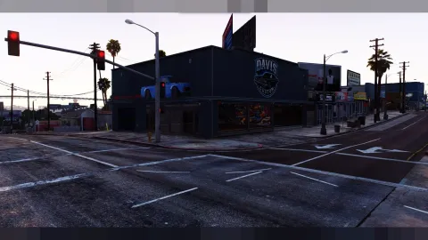 Davis Customs MLO tuning garage bays in FiveM — view 2