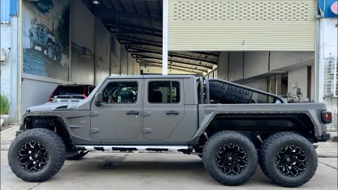 Jeep Gladiator 6x6 Hellfire Apocalypse add-on truck for FiveM — view 2