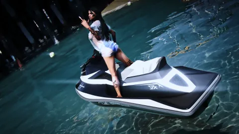 Jetski animations showing a rider leaning on the water — view 2
