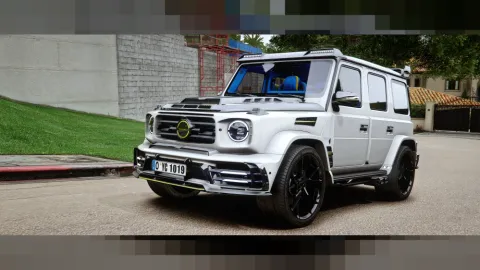 Mansory Mercedes P900 widebody tuned car on a FiveM server
