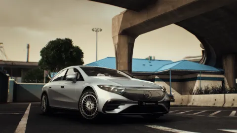 Mercedes EQS 580 4Matic 2023 FiveM add-on luxury sedan in the city