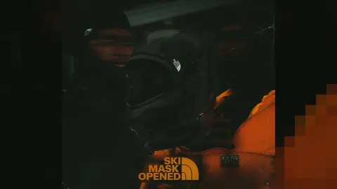 North Face mask on a FiveM MP Male street character