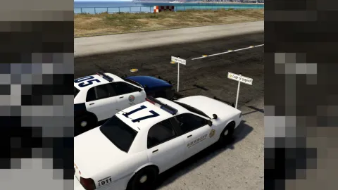 Parking Signs street props marking lots and zones in FiveM — view 2