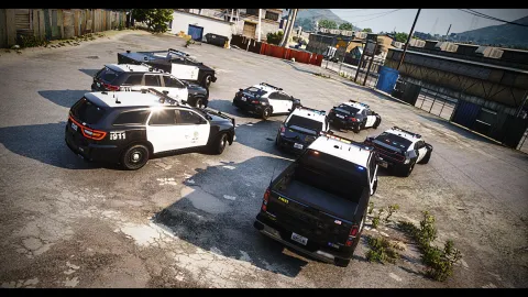 Scratch-made police vehicle pack of eight FiveM law enforcement cars — view 2