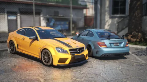 FiveM ray tracing preset showing reflective wet streets at dusk