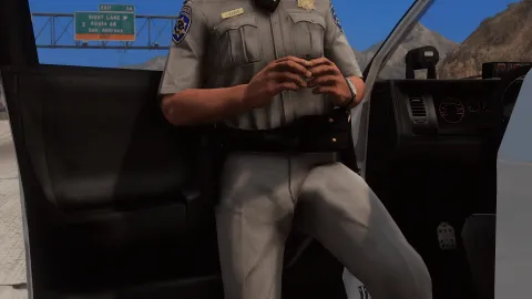 SAHP Lore Belt Pack duty belts on an MP male police uniform in FiveM — view 2