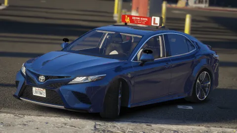 Toyota Camry XSE 2018 sedan parked outside a FiveM driving school
